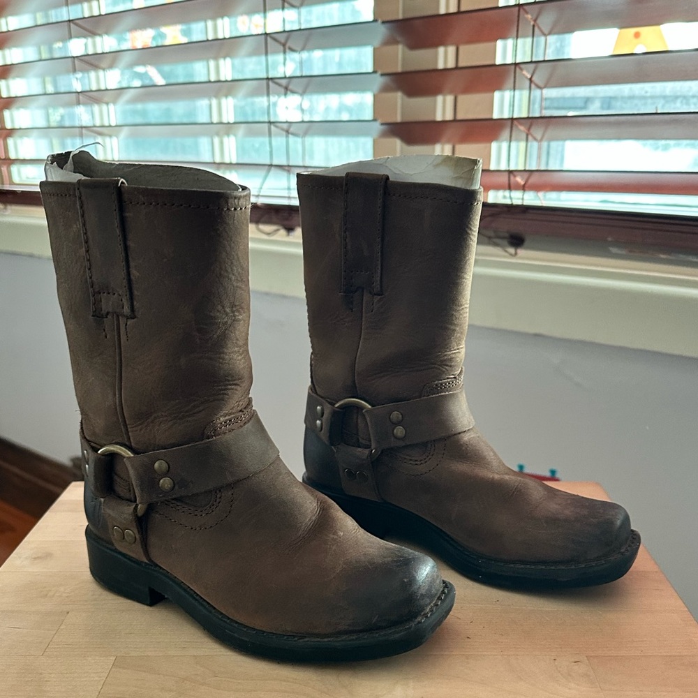 Toddler boots - Frye brand